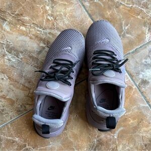 Nike Presto Fly sneakers